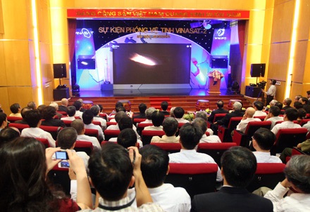 Toàn cảnh vệ tinh Vinasat-2 vào quỹ đạo an toàn