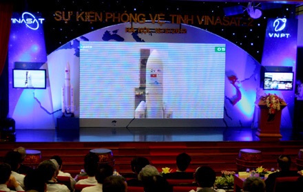 Toàn cảnh vệ tinh Vinasat-2 vào quỹ đạo an toàn