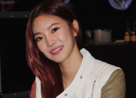 NS Yoon G: "Tôi hi vọng học được chút gì đó ở phụ nữ Việt" - 1 Nữ ca sĩ Hàn Quốc NS Yoon G