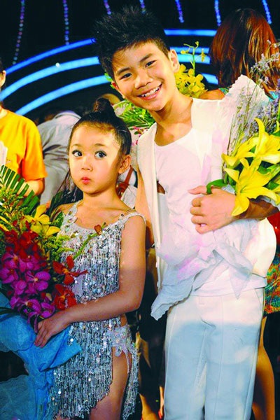 Quán quân Vietnam’s Got Talent 2011 giờ ra sao? - 1 Đăng Quân - Bảo Ngọc trong giây phút đăng quang quán quân Vietnam’s Got Talent 2011