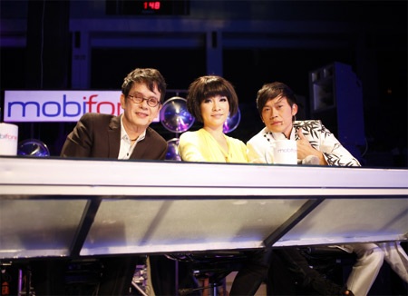 Ban Giám khảo (BGK)