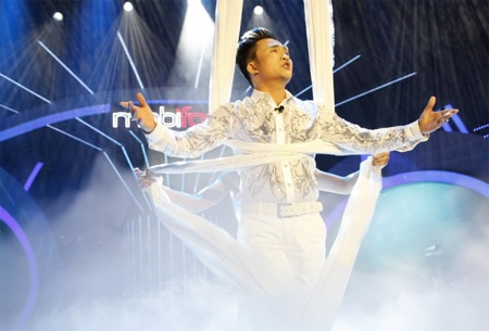 Đại Nghĩa trong hình ảnh của nam ca sĩ Đàm Vĩnh Hưng