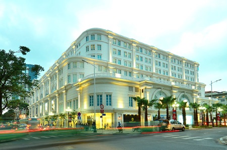 Hệ thống Vincom center hưởng ứng Giờ Trái đất 2013 - 1 Vincom Center A