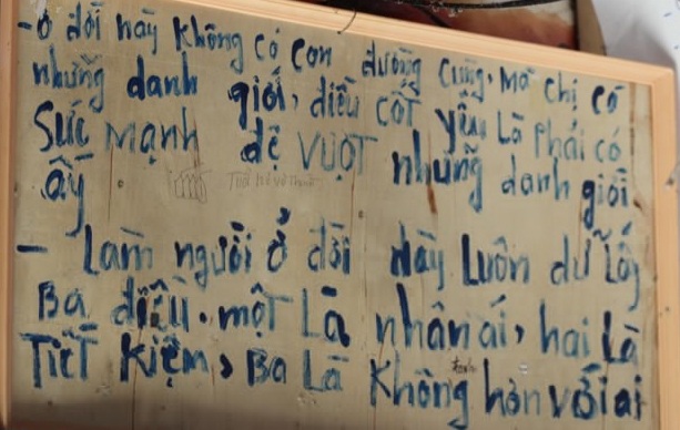 Ơ Đu, Đan Lai - nỗi đau sau 10 năm hạnh ngộ - 15 Ơ Đu, Đan Lai -nỗi đau sau 10 năm hạnh ngộ