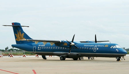 Máy bay Vietnam Airlines gặp sự cố hi hữu: gãy trục, rơi lốp - 1 Dòng máy bay ATR 72 của Vietnam Airlines (ảnh: VNA)