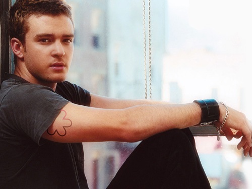 Mỹ Tâm có cơ hội đứng chung sân khấu cùng Katy Perry - 2 Justin Timberlake đang dẫn đầu với 5 đề cử tại EMA 2013