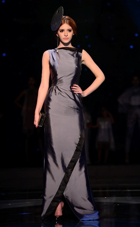 Thủy Tiên đọ dáng cùng “hotgirl” Andrea trên sàn catwalk - 2 Cùng người mẫu hotgirl Andrea