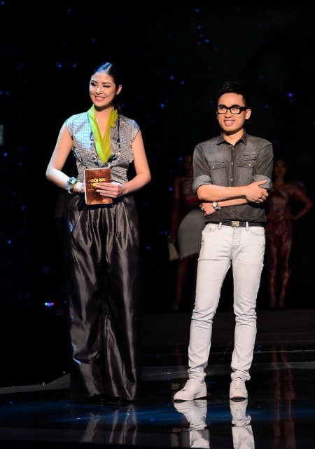 Hoa hậu Ngọc Hân xinh tươi trong “Hương sắc Việt Nam” - 6 Hỗ trợ thí sinh kêu gọi nhà đầu tư