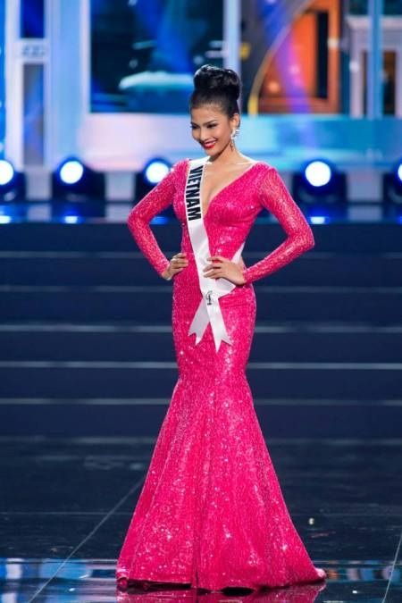 Trương Thị May và hành trình nỗ lực tại cuộc thi Hoa hậu Hoàn vũ 2013 - 43 Khi thần thái và nụ cười rạng rỡ 1 lần nữa giúp Trương Thị May tỏa sáng