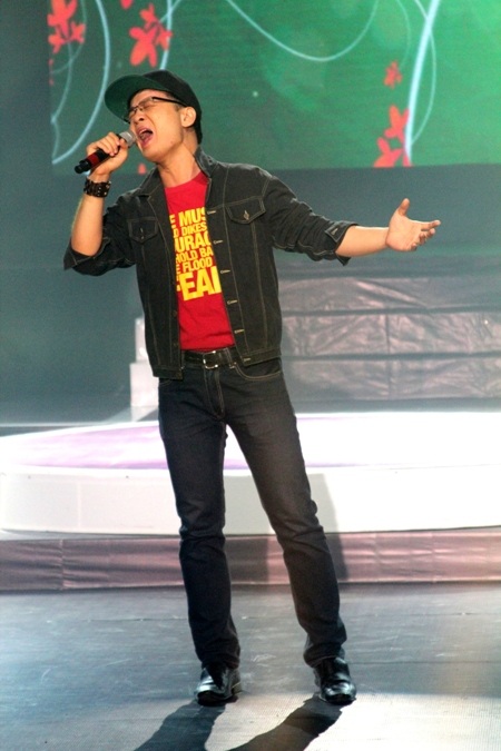 Hà Okio đầy cảm xúc với