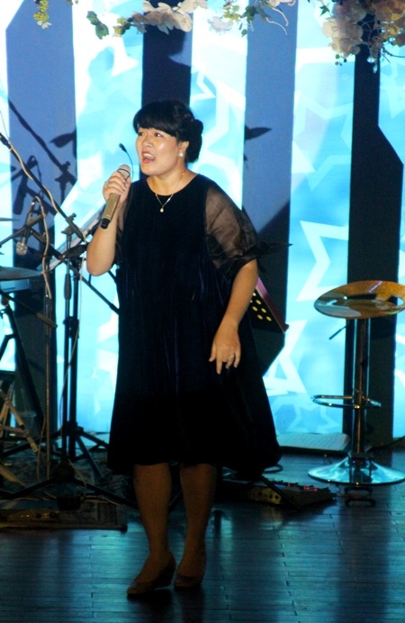 Âu Bảo Ngân, cô học trò dễ thương của đội Hồng Nhung tại Giọng hát Việt 2013