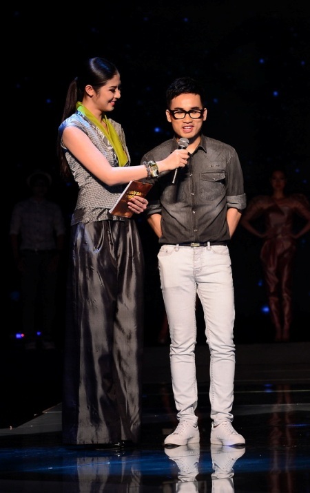 Hoa hậu Ngọc Hân xinh tươi trong “Hương sắc Việt Nam” - 7 Động viên tinh thần cho thí sinh