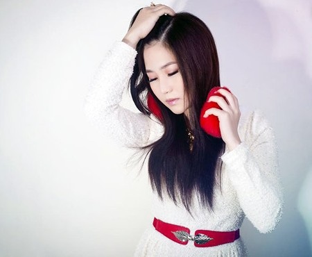 Hương Tràm muốn được tĩnh tâm sau “ồn ào” với Thu Minh - 2 Hương Tràm muốn được tĩnh tâm trong thời gian này