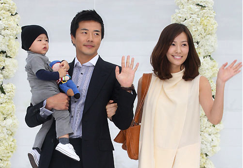 Kwon Sang Woo không muốn nuôi con trong lặng lẽ