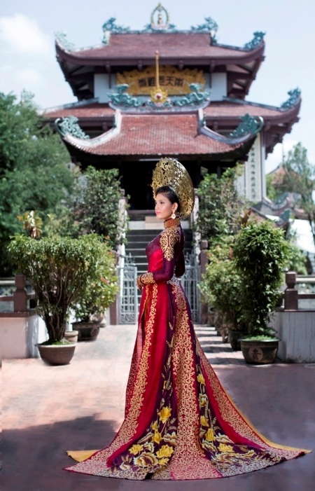 Hé lộ trang phục dân tộc của Trương Thị May