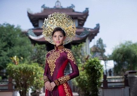 Hé lộ trang phục dân tộc của Trương Thị May