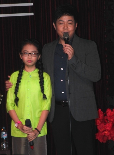 Sau khi trò chuyện thân mật cùng khán giả