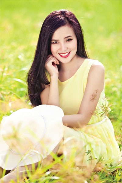 “Sao” Việt chúc mừng năm mới 2014 - 7 Năm mới, Vy Oanh cũng muốn gửi đến độc giả của báo