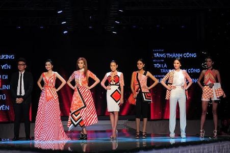Quang Nhật trở thành Ngôi sao thiết kế Việt Nam - 8 BST