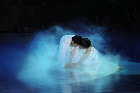 Giám khảo Trần Ly Ly với bài múa đương đại thăng hoa cảm xúc