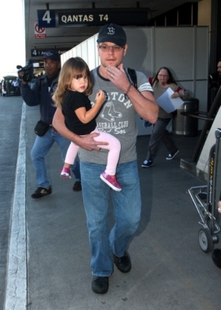 Những ông bố “hot” nhất Hollywood - 4 Matt Damon và con gái Stella