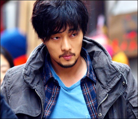 10 sao Hàn tỏa sáng nhất năm 2013 - 2 So Ji Sub xếp thứ 3