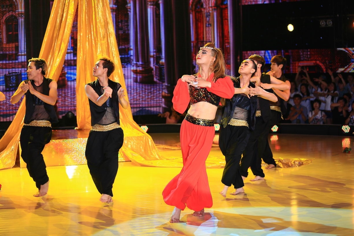 Tô Lâm đã có một màn trình diễn xuất sắc với vũ điệu Bollywood