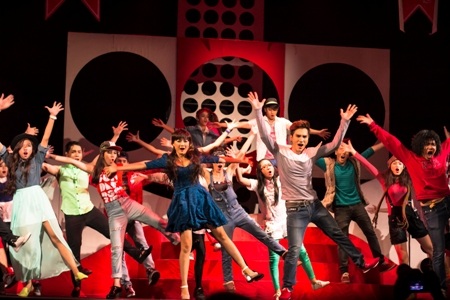 Ưng Hoàng Phúc dẫn bạn gái mới đi xem “High School Musical” - 4 Tác phẩm sẽ công chiếu liên tục trong từ mùng 4 đến 12 Tết này