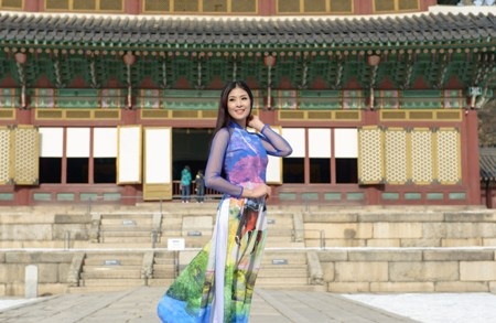 Hoa hậu Ngọc Hân thướt tha áo dài trên xứ kim chi - 5 Trí Hòa
