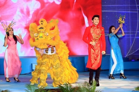 Noo Phương Thịnh mang không khí Tết đến rất gần