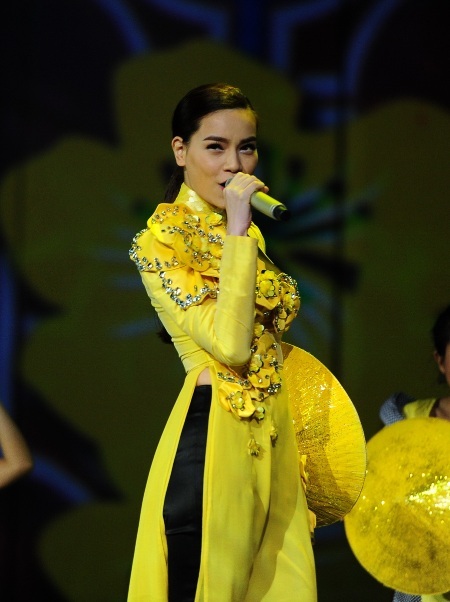 Hồ Ngọc Hà rộn ràng với Sài Gòn, Sài Gòn