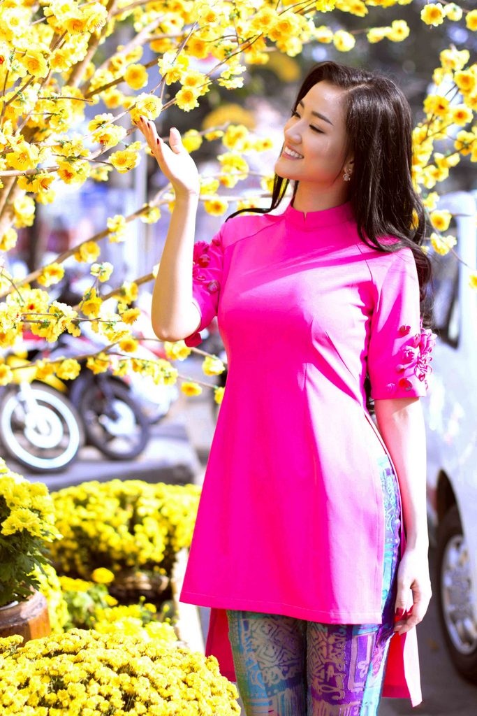 Maya rạng rỡ như “nàng xuân” đón Tết - 11 Trí Hòa
