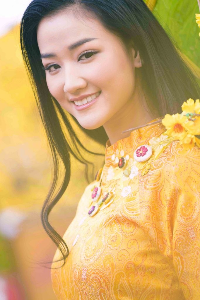 Maya rạng rỡ như “nàng xuân” đón Tết - 5 Trí Hòa