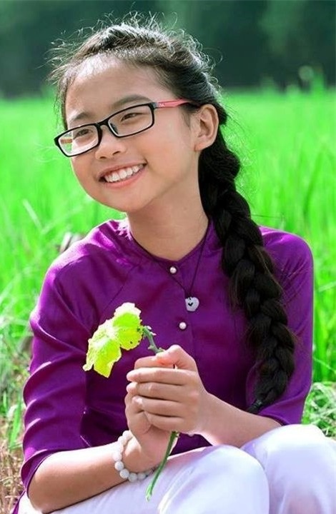 Phương Mỹ Chi để dành tiền lì xì giúp các bạn nghèo khó - 1 Phương Mỹ Chi để dành tiền lì xì giúp các bạn nghèo khó