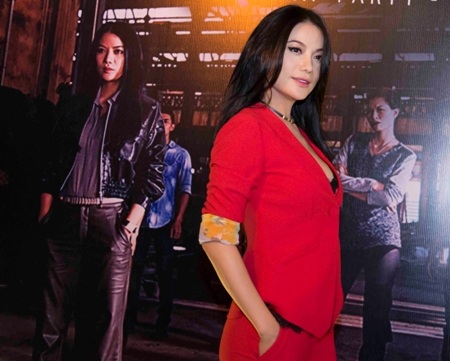 Và chấp nhận hy sinh nhan sắc để hoàn thành tốt vai diễn