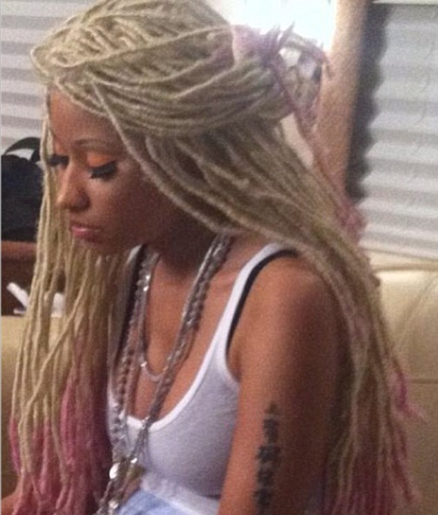 Nicki often appeared with hair extensions or colorful hair in the past