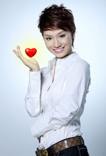 Ốc Thanh Vân: “Ngân Khánh là một đối thủ đáng gờm”