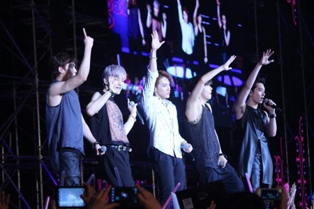 2PM - Những chàng trai xứ Hàn duy nhất trong đêm nhạc hội Kpop 