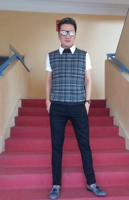 Hồ Ngọc Hà và Hồ Quỳnh Hương "nửa kín nửa hở" - 10 Đàm Vĩnh Hưng chọn phong cách đơn giản nhưng lịch lãm