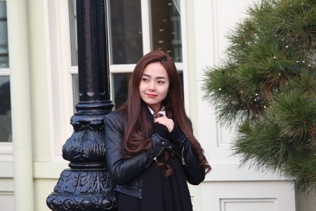 Nhưng có những lúc Minh Hằng cũng thể hiện vẻ dịu dàng đằm thắm