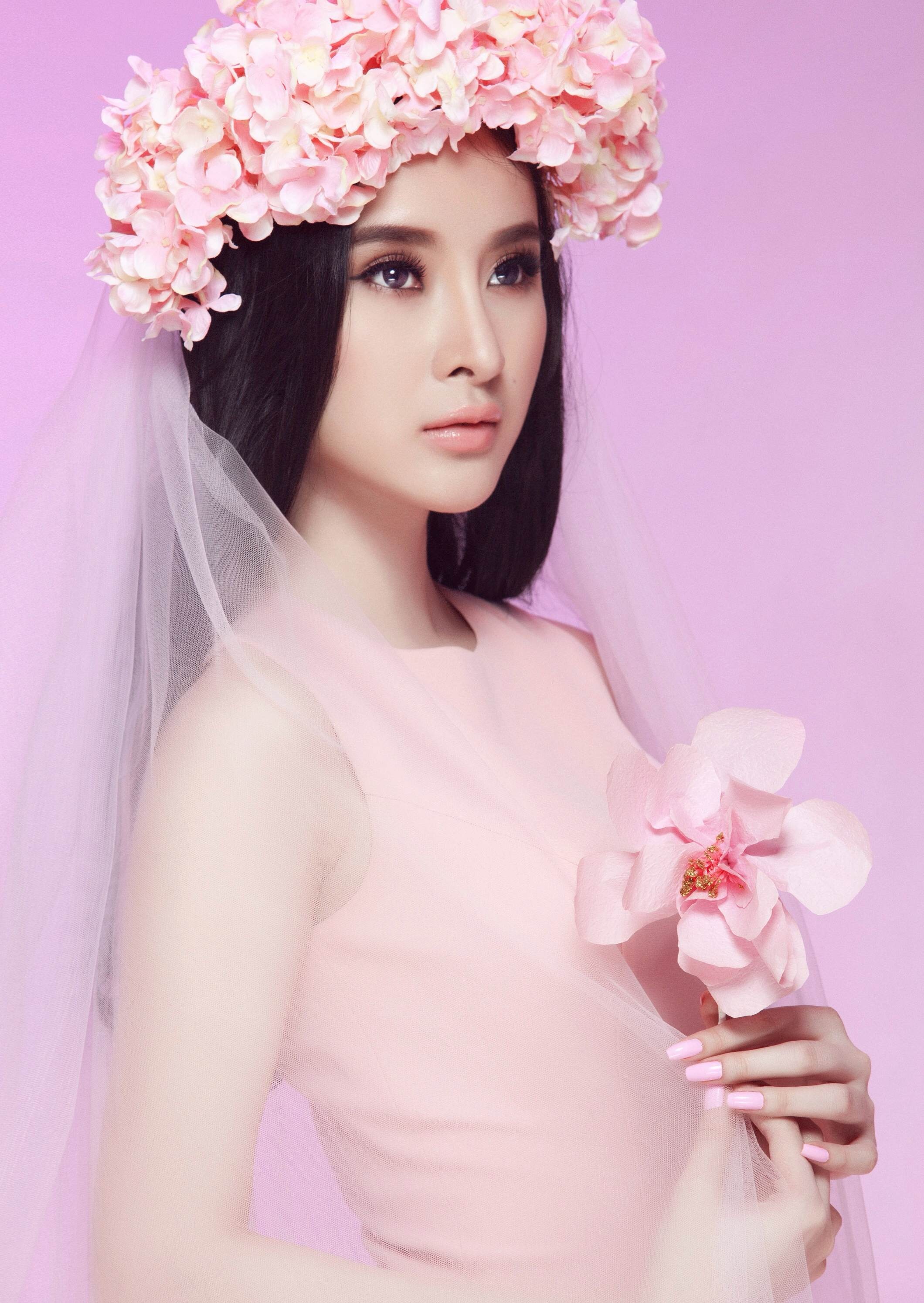 Angela Phương Trinh gây ngạc nhiên khi xuất hiện trong bước nhảy hoàn vũ - 1 Angela Phương Trinh gây ngạc nhiên khi xuất hiện trong bước nhảy hoàn vũ