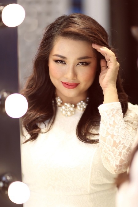 Minh Thùy lột xác hoàn toàn so với trước đây