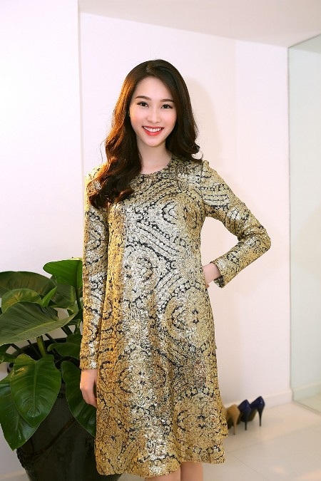 Hoa hậu Đặng Thu Thảo khoe vẻ đẹp lung linh - 7 Trí Hòa