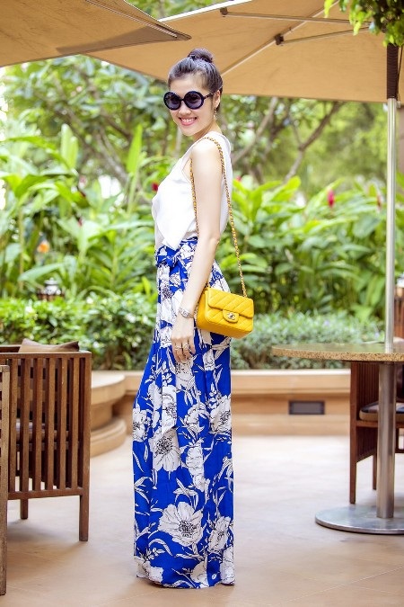 Siêu mẫu Thu Hằng lái xe tiền tỷ “hẹn hò” Đỗ Mạnh Cường - 10 Nữ siêu mẫu rất háo hức để chờ đợi đến show diễn để thể hiện vai trò MC của mình