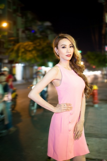 Ngân Khánh diện váy hàng hiệu 38 triệu đồng - 10 Phong cách thời trang đa dạng của Ngân Khánh ngày càng được chú trọng