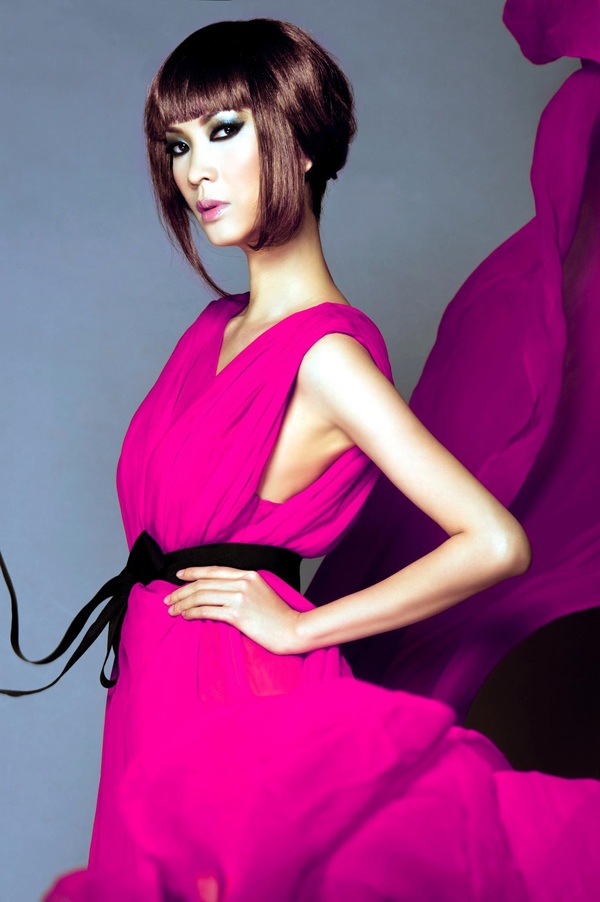 Những cô nàng "đa-zi-năng" của showbiz Việt - 2 Những cô nàng đa-zi-năng của showbiz Việt