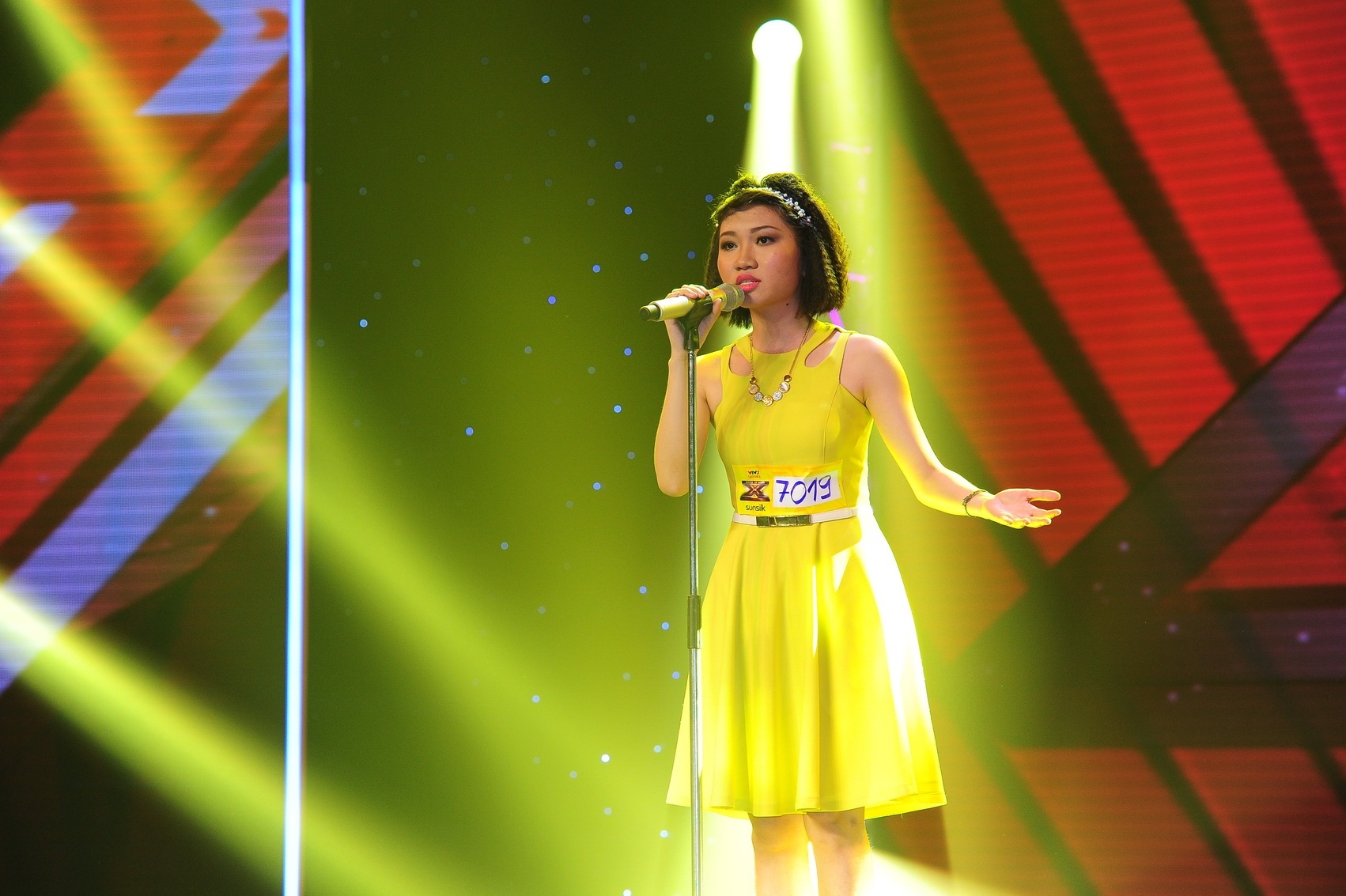 Cô gái 18 tuổi Khương Hoàn Mỹ từng nghĩ mình không có duyên ca hát