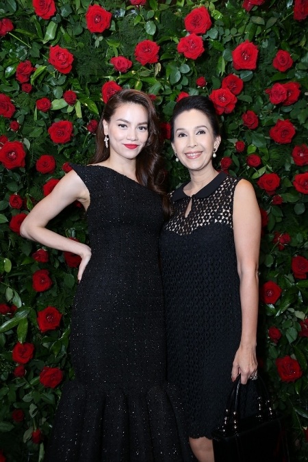 Người đẹp Diễm My cũng đến chúc mừng Hồ Ngọc Hà