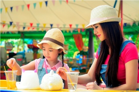 Hoa hậu Mỹ Vân: “Niềm vui của con là tất cả” - 8 Mà còn là động lực để chị làm việc nơi xứ người