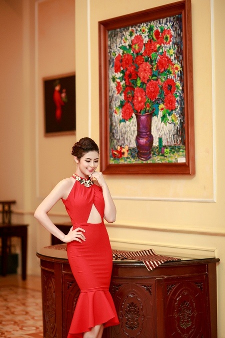 Hoa hậu Ngọc Hân và Mai Phương khoe sắc thắm tại thành phố hoa phượng đỏ - 6 Ngoài công việc thiết kế thời trang, MC...